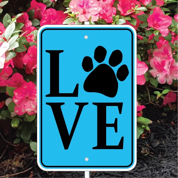 LOVE Mini Garden Sign - Image 3